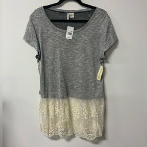 PASSPORT SHIRT WITH LACE